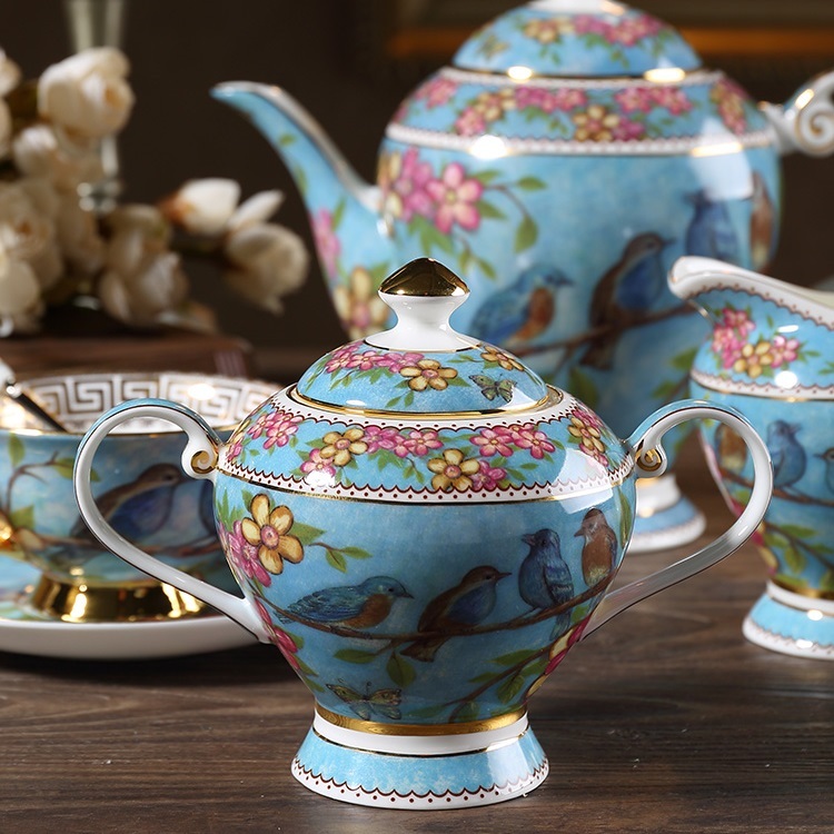 21 Pieces Set Royal Tea Cups with Gold Trim and Gift Box, British Coffee Cups Dream blue idyllic style bone china coffee set European Phnom Penh afternoon tea cup complete set