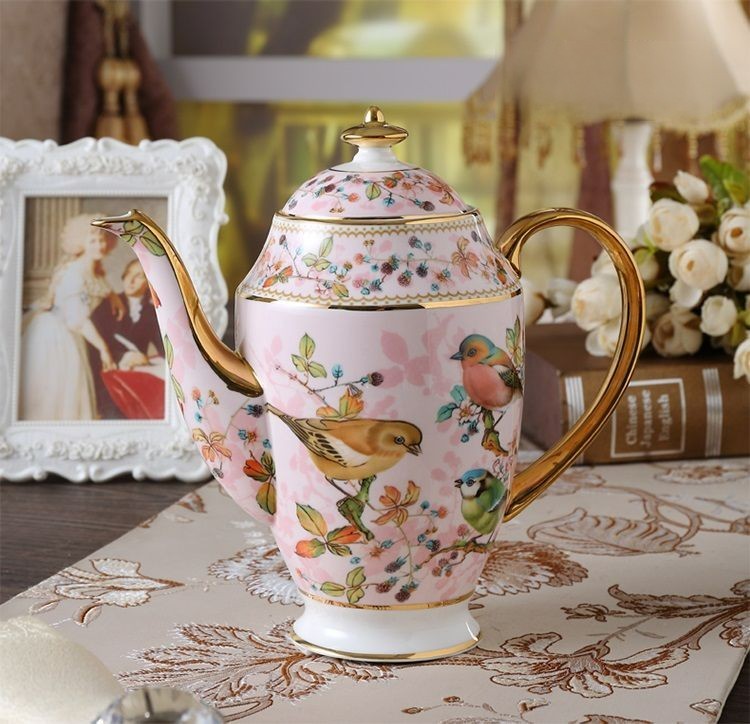 21 Pieces Set Royal Tea Cups with Gold Trim British bone china afternoon tea set cup and saucer, European ceramic coffee set, black tea cup set, wedding gift