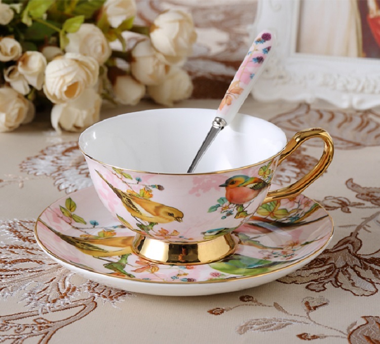 21 Pieces Set Royal Tea Cups with Gold Trim British bone china afternoon tea set cup and saucer, European ceramic coffee set, black tea cup set, wedding gift
