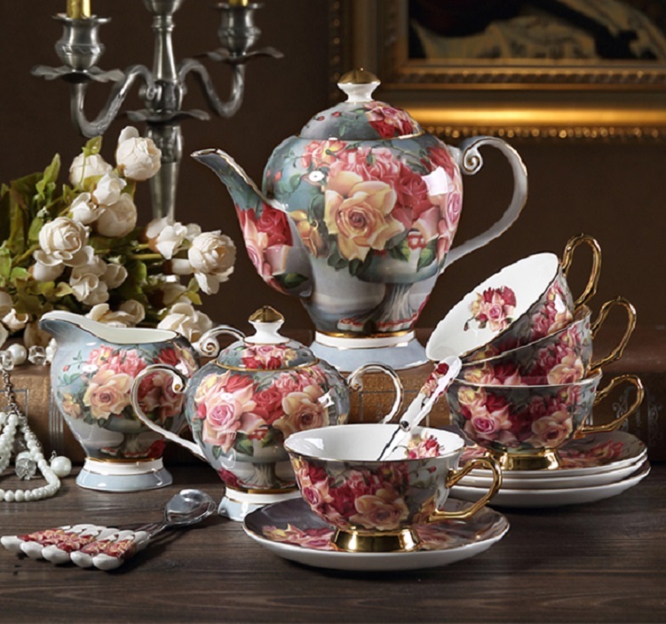 Classical rose European bone china tea set coffee set British pastoral afternoon tea cup coffee cup saucer set