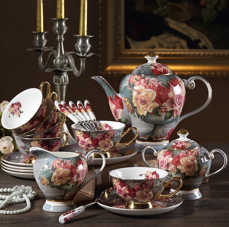 Classical rose European bone china tea set coffee set British pastoral afternoon tea cup coffee cup saucer set