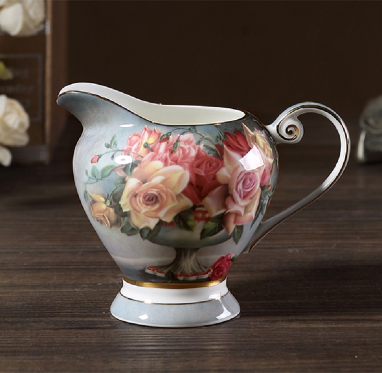Classical rose European bone china tea set coffee set British pastoral afternoon tea cup coffee cup saucer set