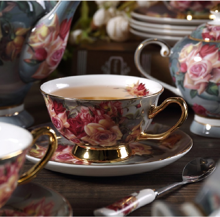 Classical rose European bone china tea set coffee set British pastoral afternoon tea cup coffee cup saucer set