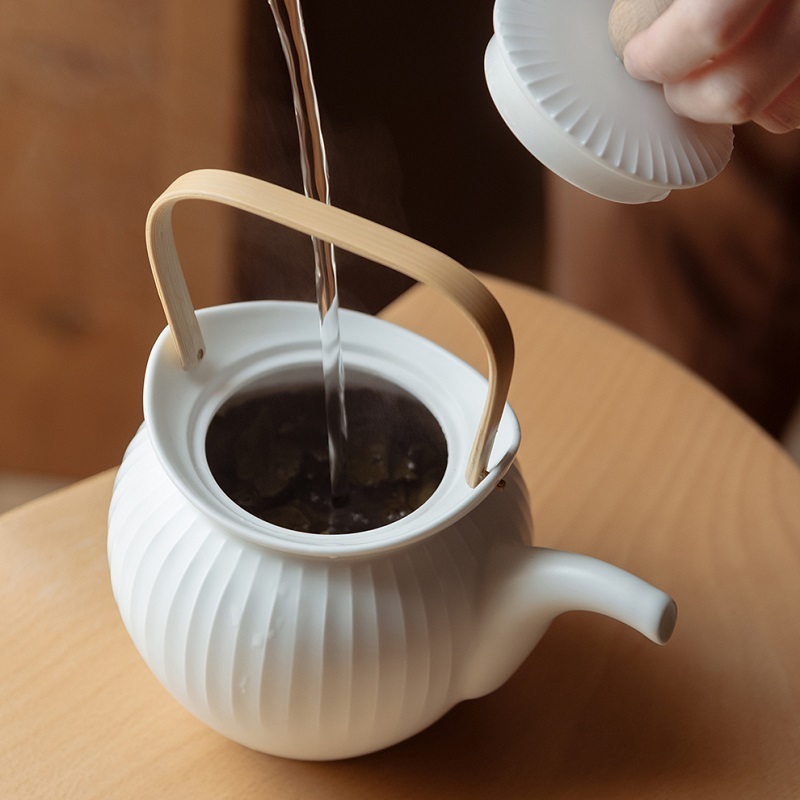 Jingdezhen ceramic handmade tea set for household simple teapot tea cup tea maker