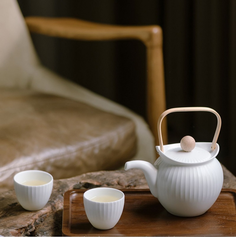 Jingdezhen ceramic handmade tea set for household simple teapot tea cup tea maker