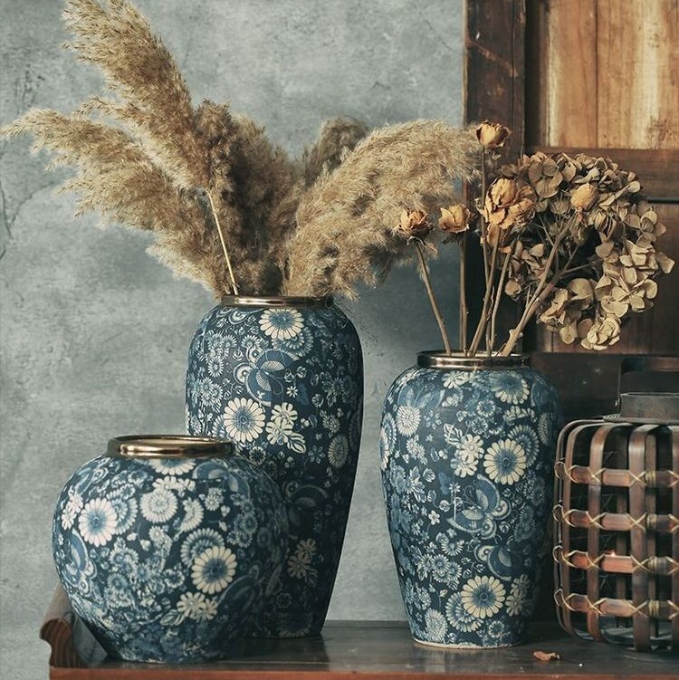 Chrysostom dried flowers, ceramic blue and white vases, European Chinese flower ware, Jingdezhen countertop flower arrangement, retro ornaments