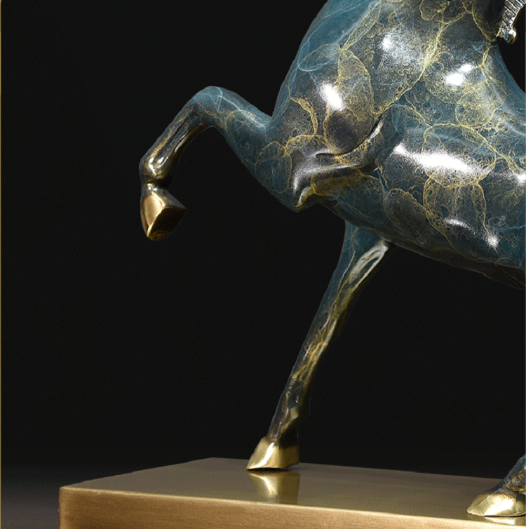 Pure copper Tang horse handicraft ornaments living room horse to success wine cabinet entrance decoration office to attract fortune opening gifts