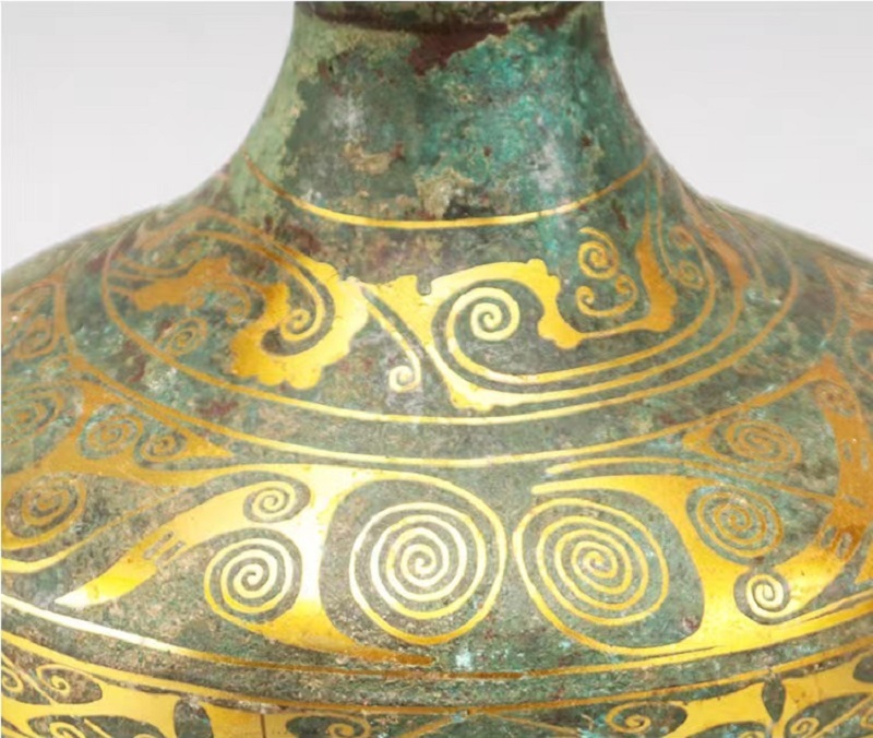 Bronze ornaments Antique distressed bronze gold inscription Garlic bottle Craft wine tasting museum