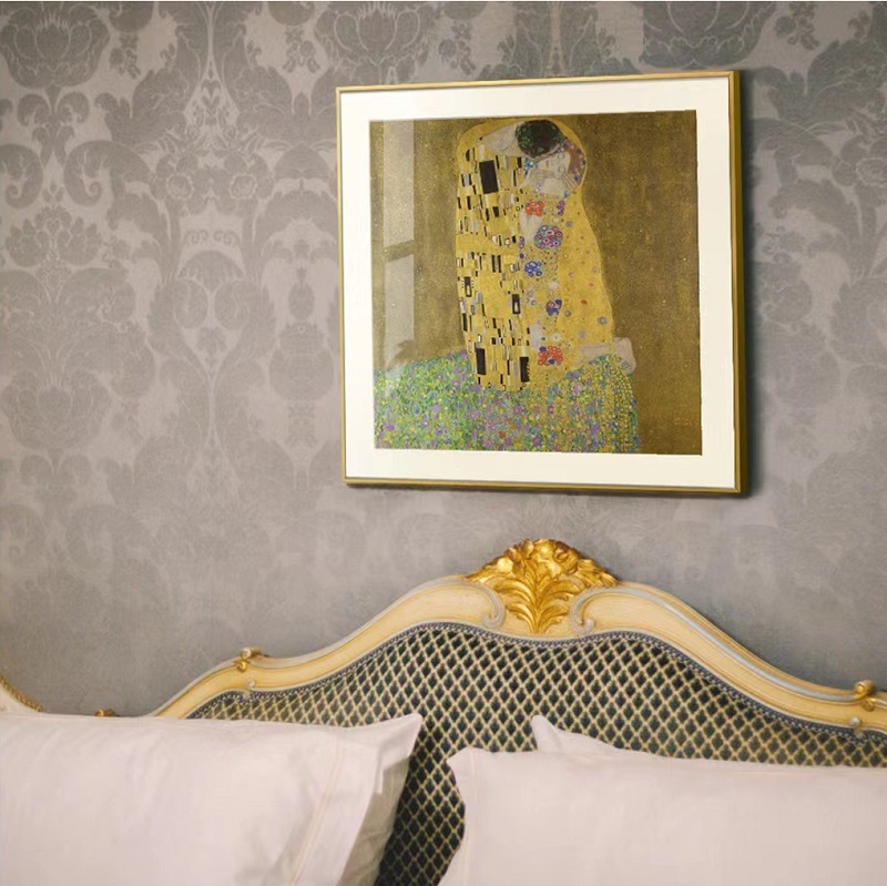 Klimt oil painting kiss Museum-level ultra-clear replica prints Dining room, bedroom, study, decorative painting minimalist