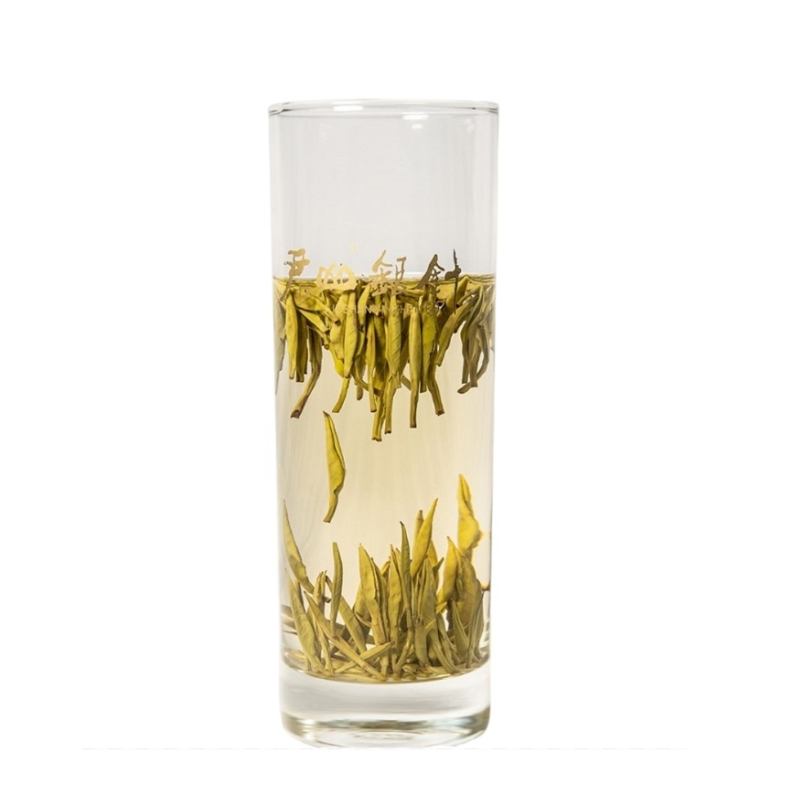 White Tea China Tea Premium White Silver Needle Tea Organically Grown in Fujian China Superior Chinese Silver Needle White Tea Low Caffeine 7 Years Storage