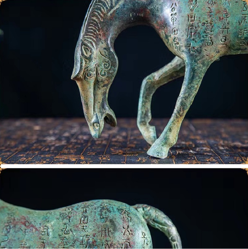 Savakoo Imitation Chinese ancient bronze lettering horse,drinking horse statue