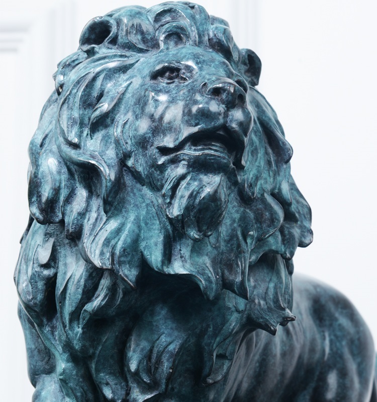 Savakoo Bronze Lion King Sculpture, Art Opening Gift