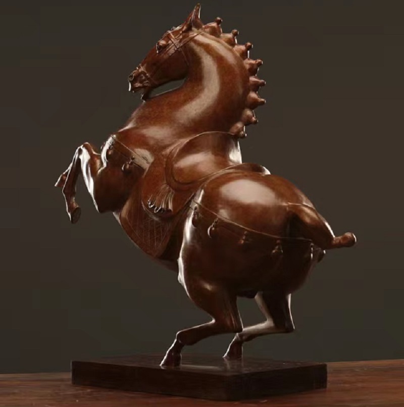 Savakoo Bronze horse sculpture,living room horse ornaments