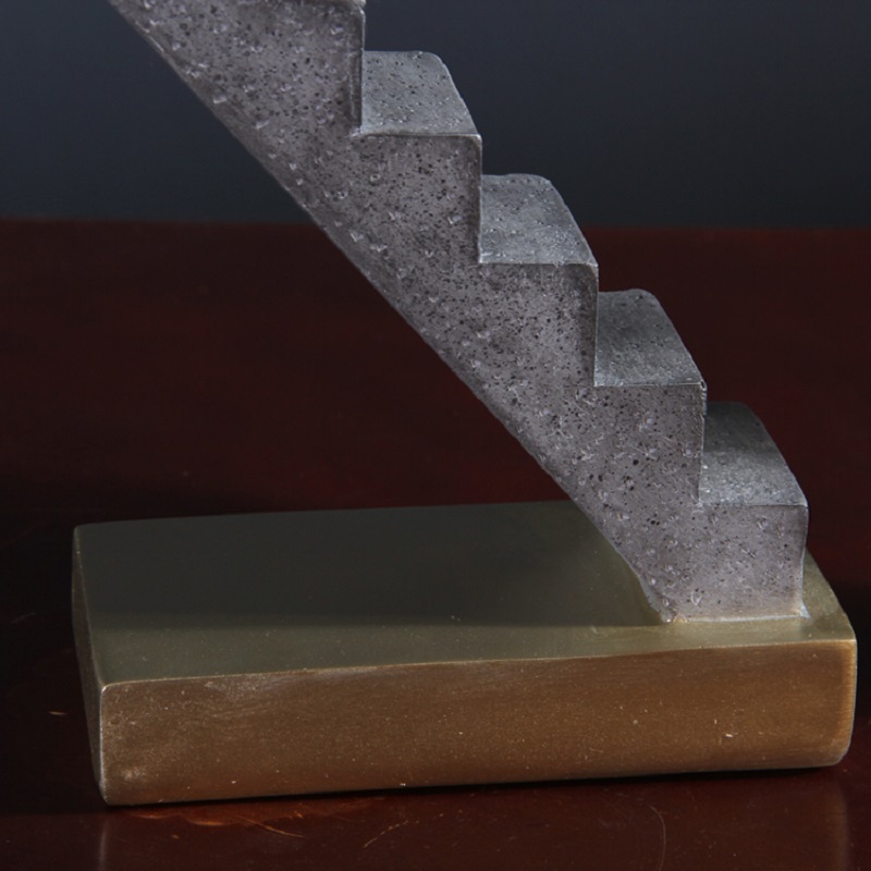 Savakoo-Resin sculpture Climbing,Creative meeting room decor