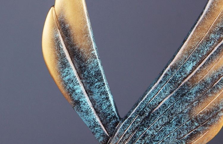 Savakoo Resin Eagle,Abstract eagle flying sculpture resin craft
