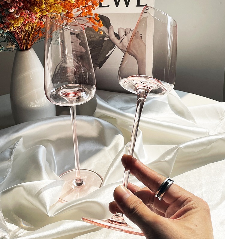 Savakoo French slanted champagne glasses
