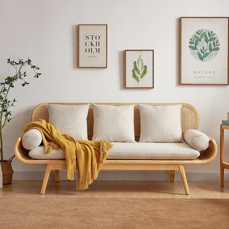 Savakoo Rattan three-seat sofa,in living room