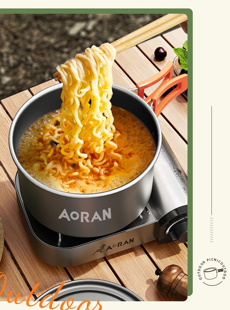 Portable outdoor cooker