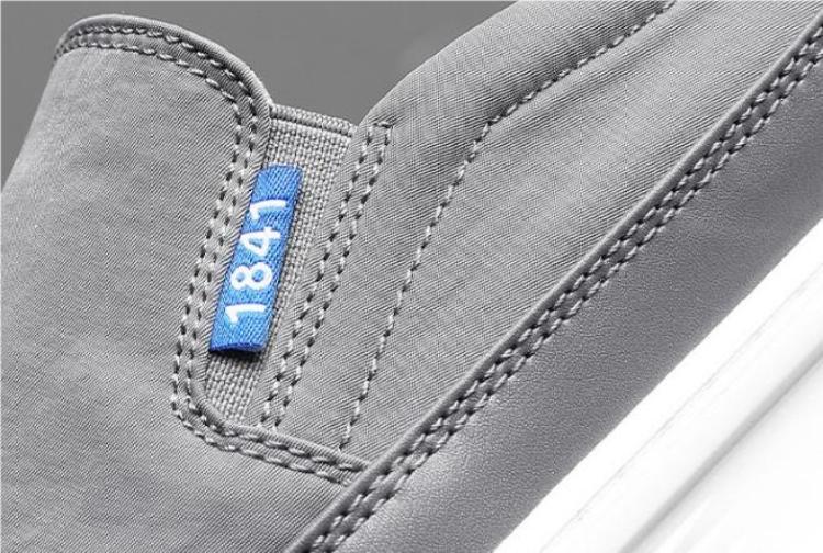 Men's Flat Canvas Shoes