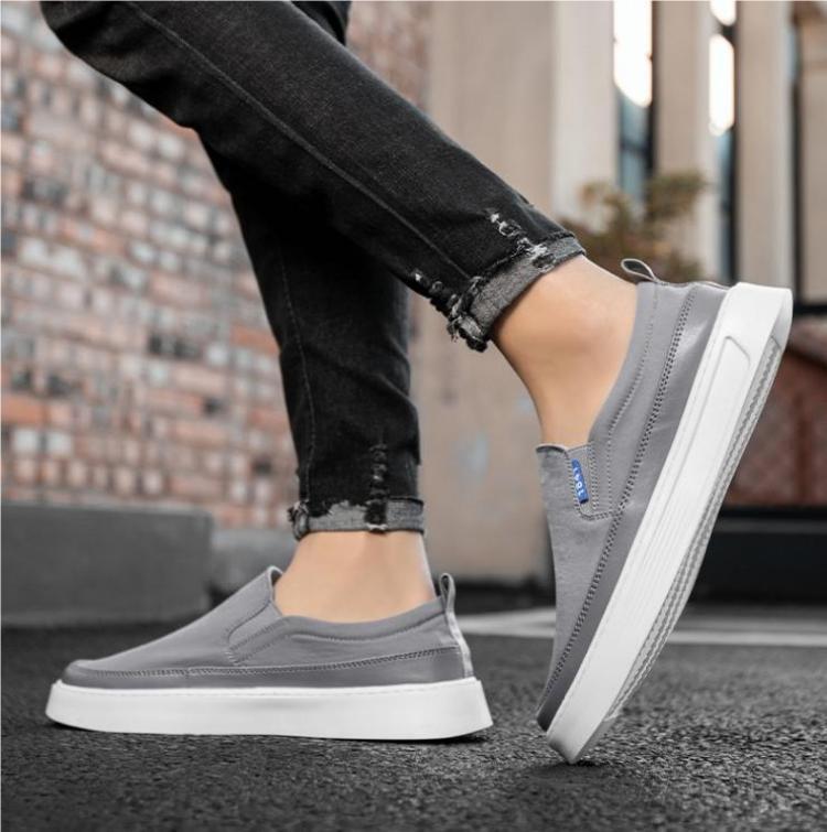 Men's Flat Canvas Shoes