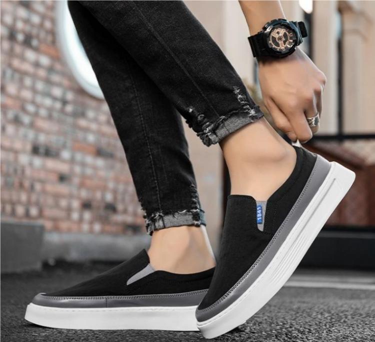 Men's Flat Canvas Shoes