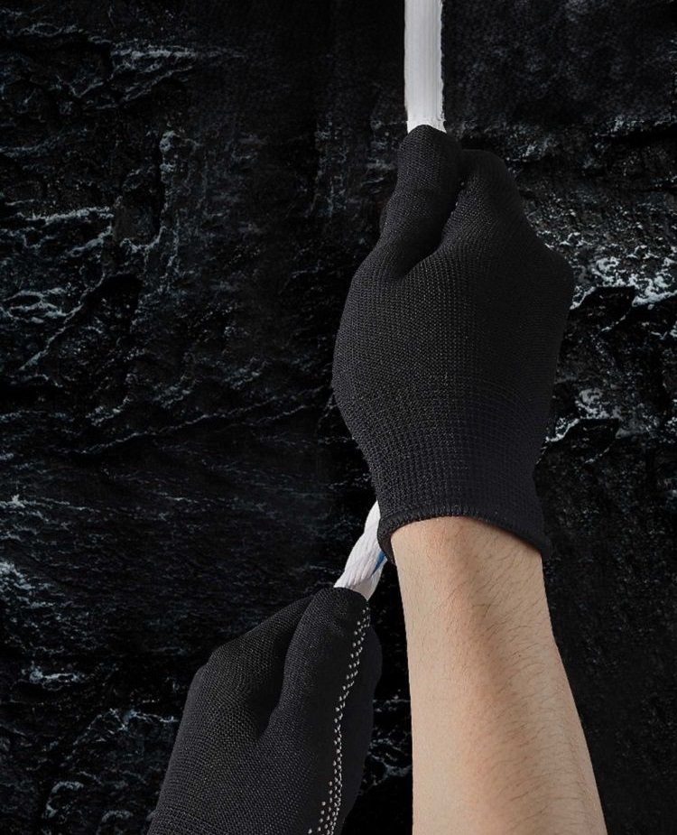 Outdoor gloves