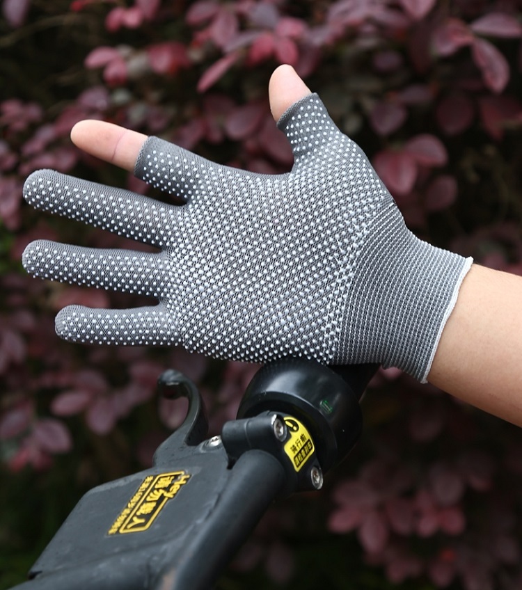 Outdoor gloves