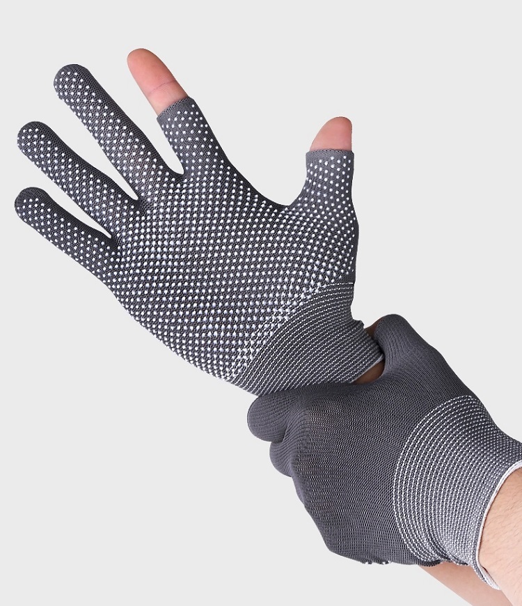 Outdoor gloves