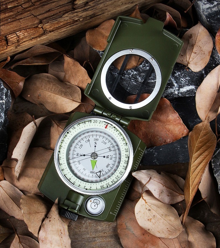 Outdoor multi-function compass