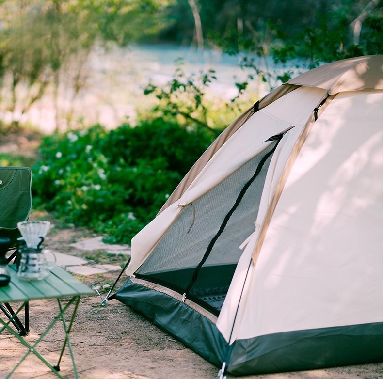 Portable folding single tent