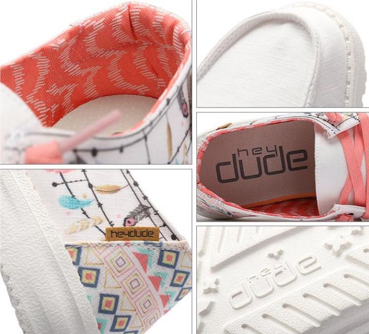 Women's Trend Graffiti Canvas Shoes