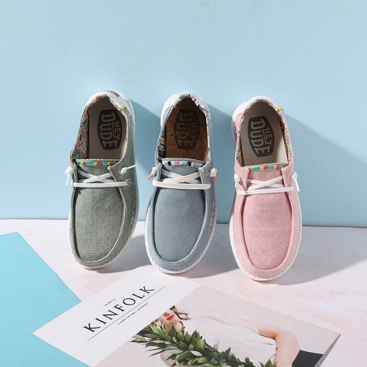 Women's Loose Toe Canvas Shoes