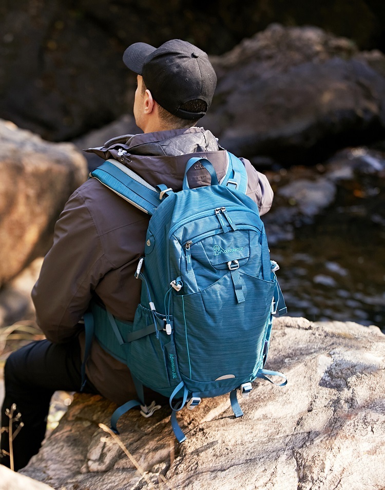 Outdoor hiking bag