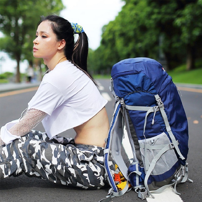 Outdoor hiking bag （Blue）