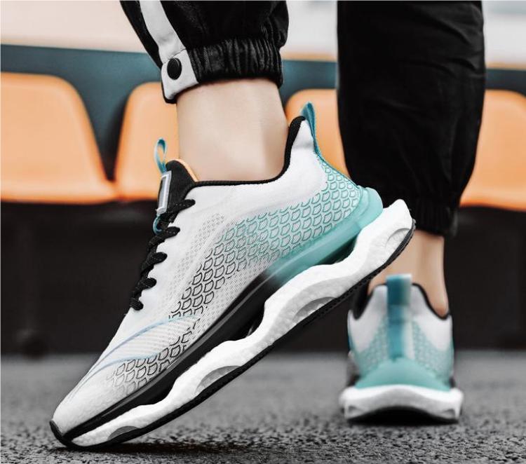 Men's Cushioned Sole Athletic Sneakers