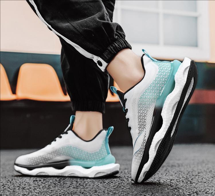 Men's Cushioned Sole Athletic Sneakers