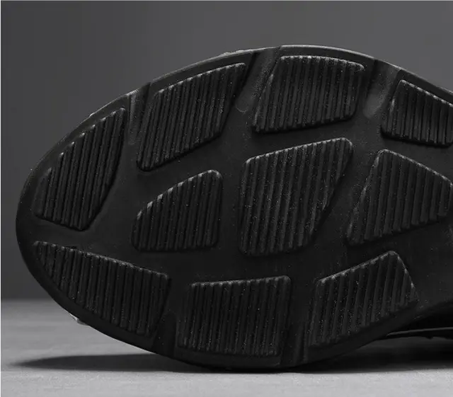 chunky running shoes