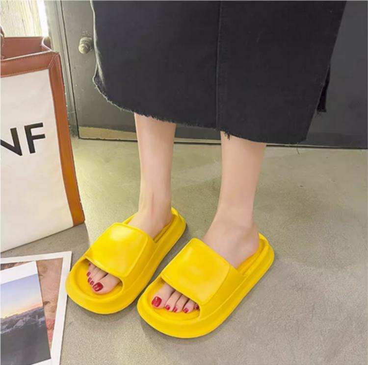 Women's Basic Slide Sandals