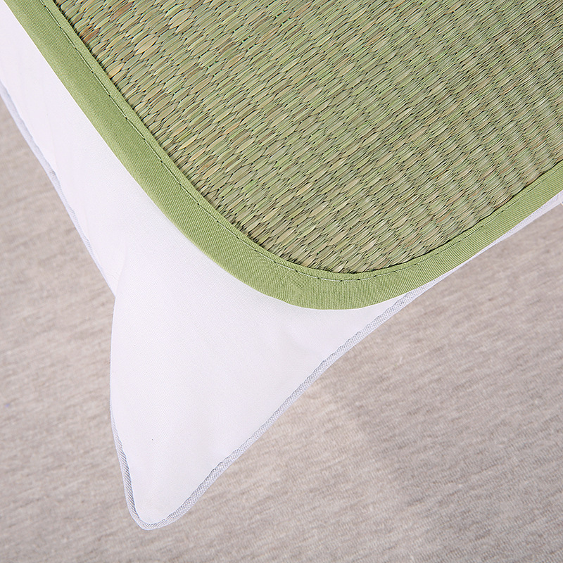 No embroidered grass mat pillow piece