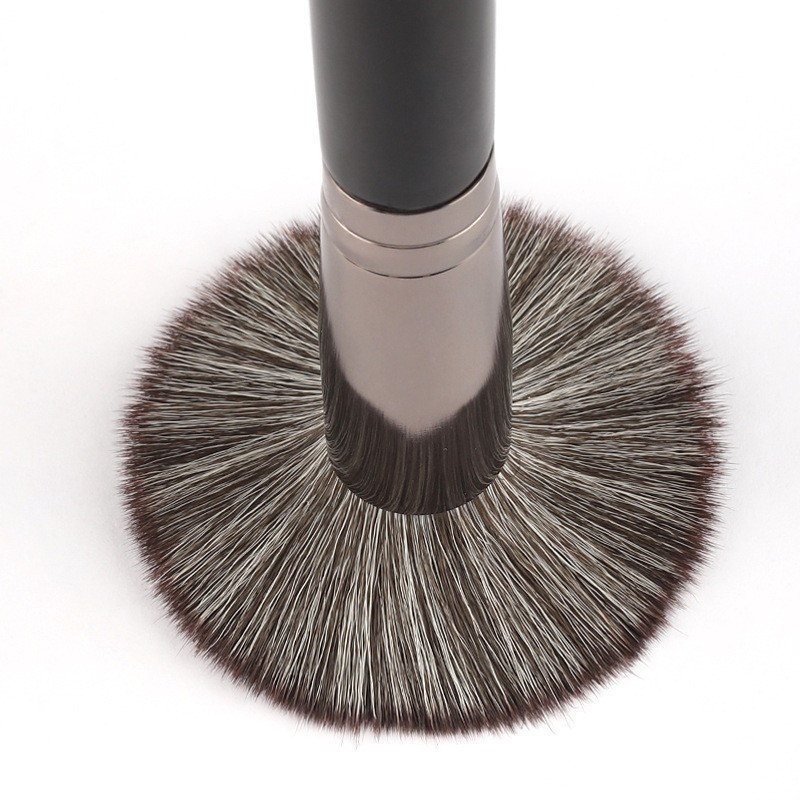Flat Top Foundation Brush