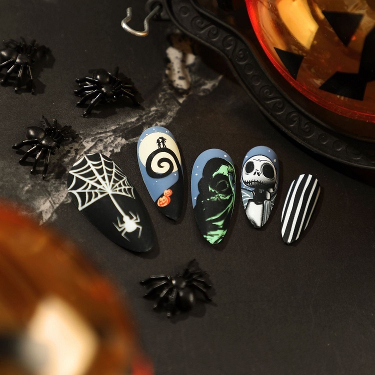 Halloween Skull Press On Nails