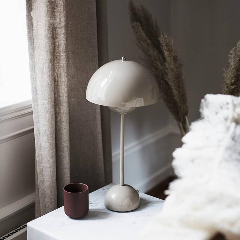 Half-moon Decorative Table Lamp