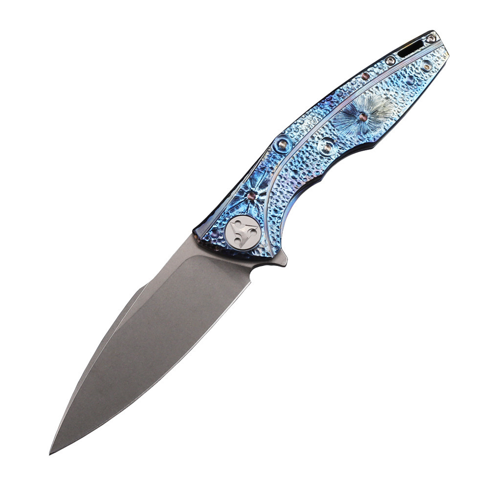 Hunting folding knife