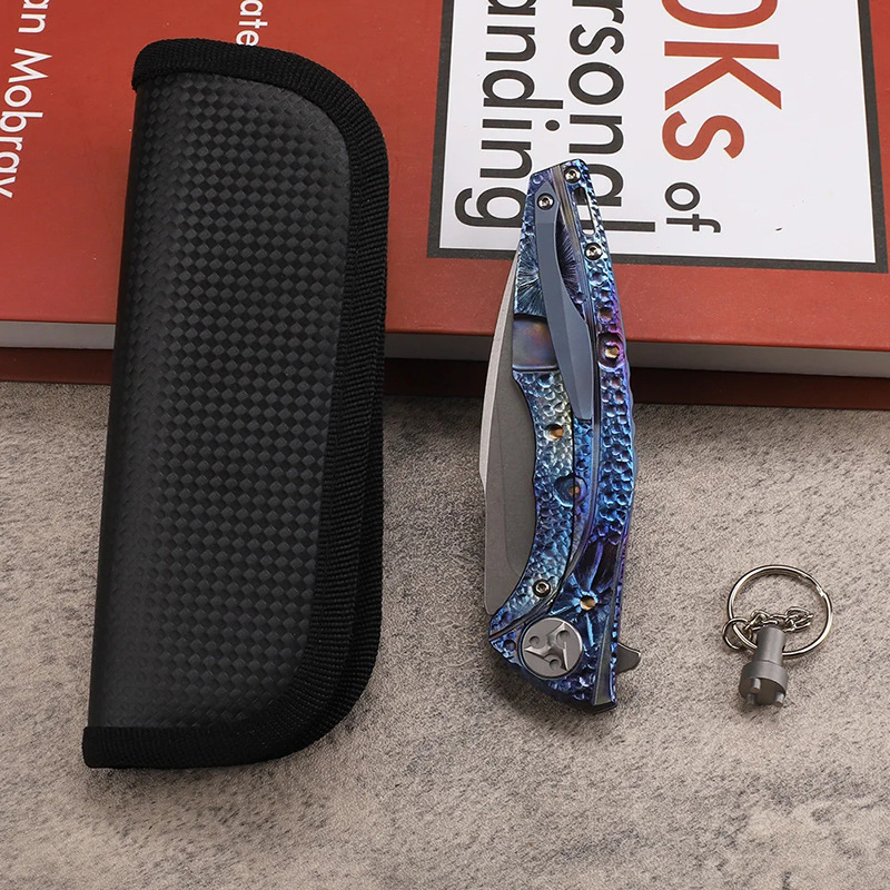 Hunting folding knife