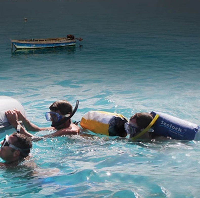 roll top lightweight dry bags