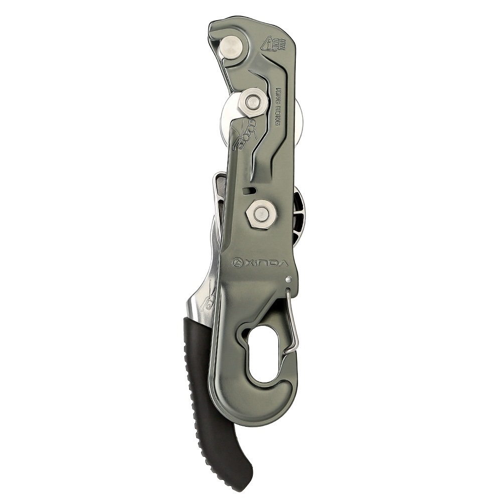 Self-Braking Double Stop Descender
