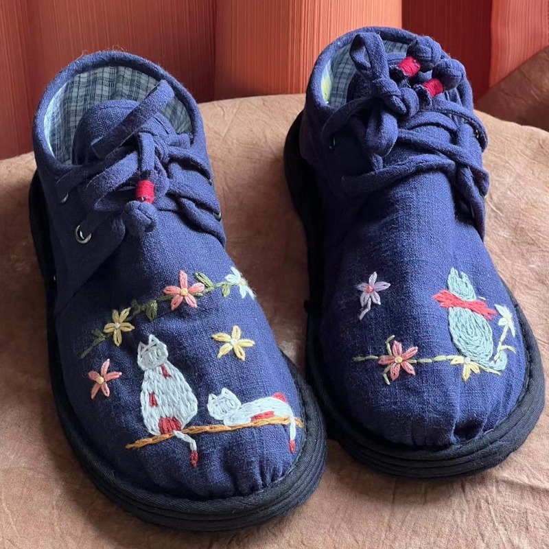 handmade embroidery fabric shoes
