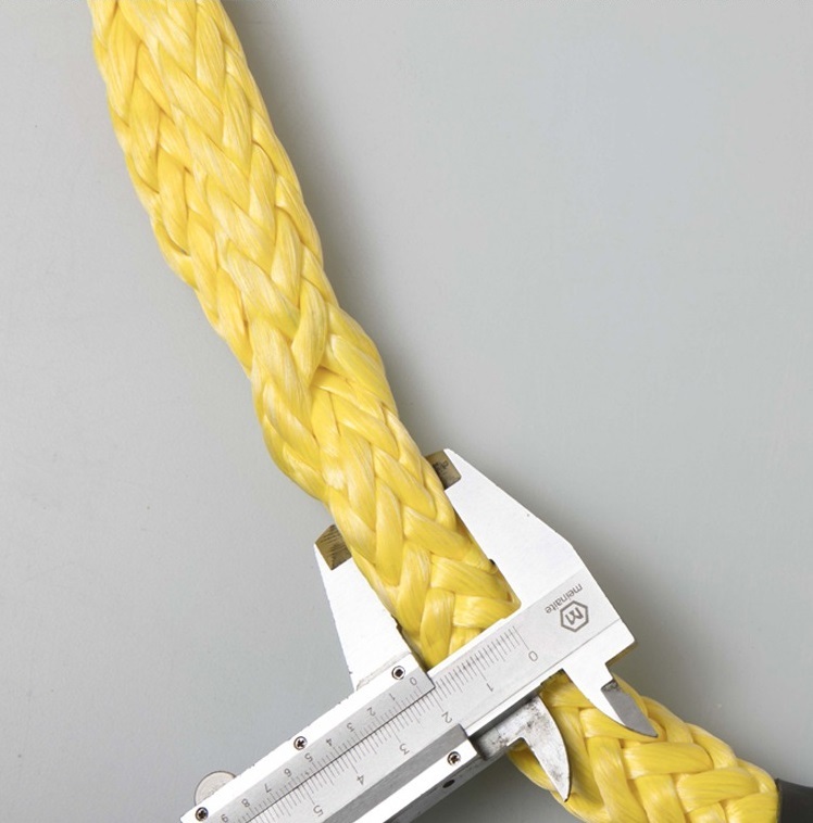 Soft connection shackle