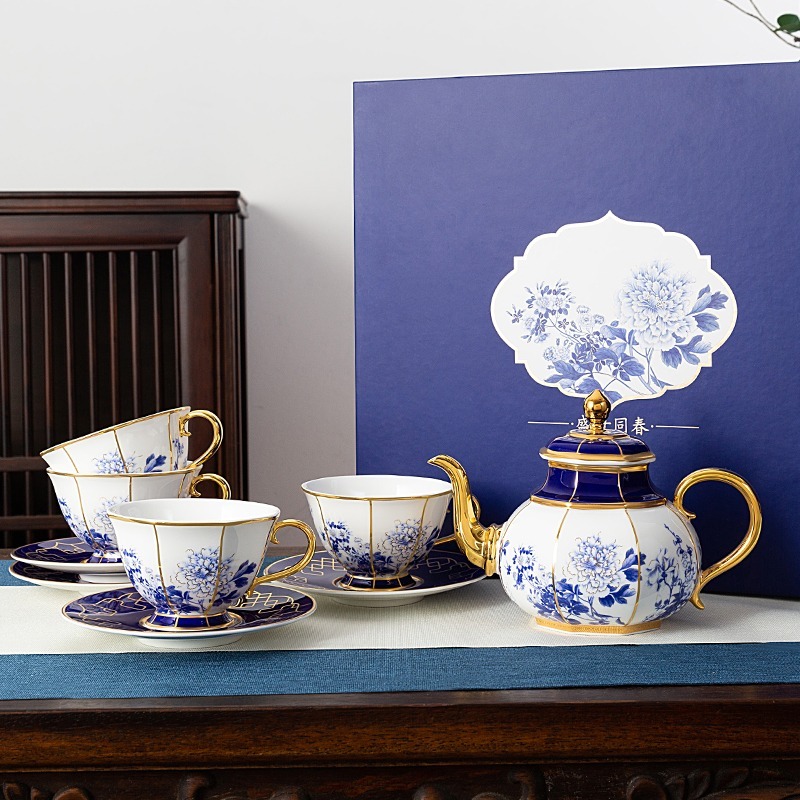 luxury hand painting coffee cup