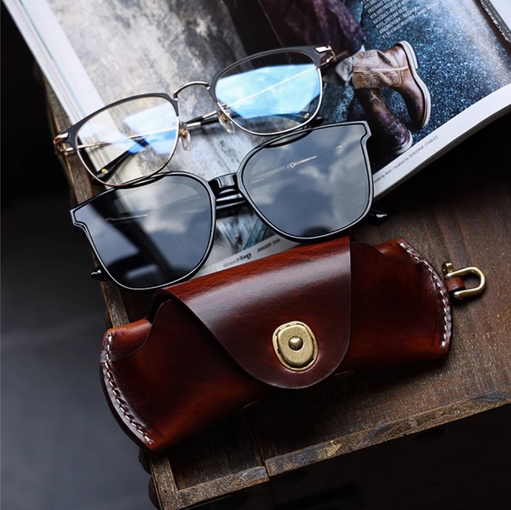Leather glasses case